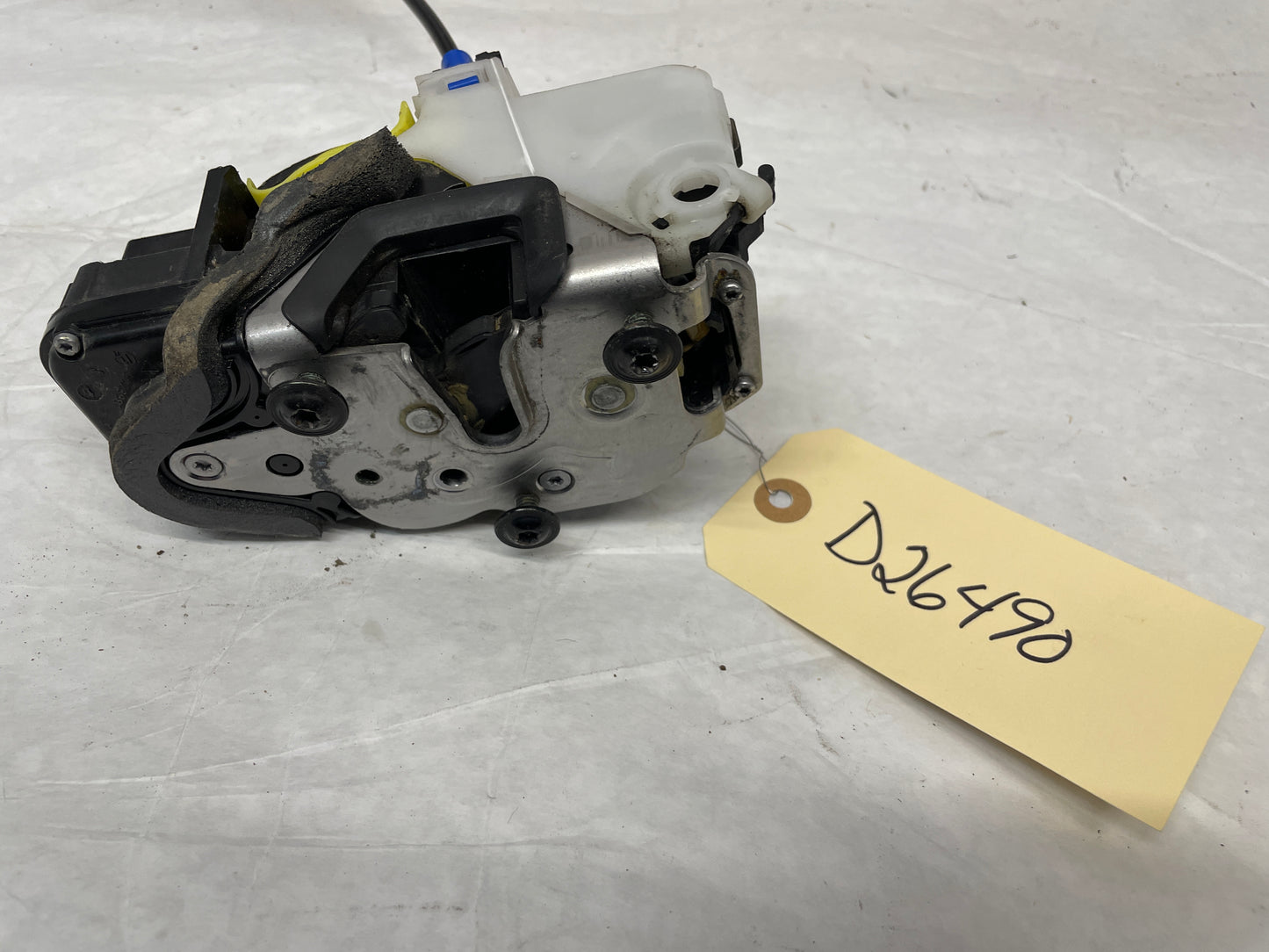 2014 Chevy SS Sedan LH Driver Front Door Lock Actuator OEM - Day's Parts Yard