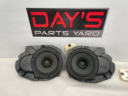 2009 Pontiac G8 GT Front LH & RH Speaker OEM - Day's Parts Yard