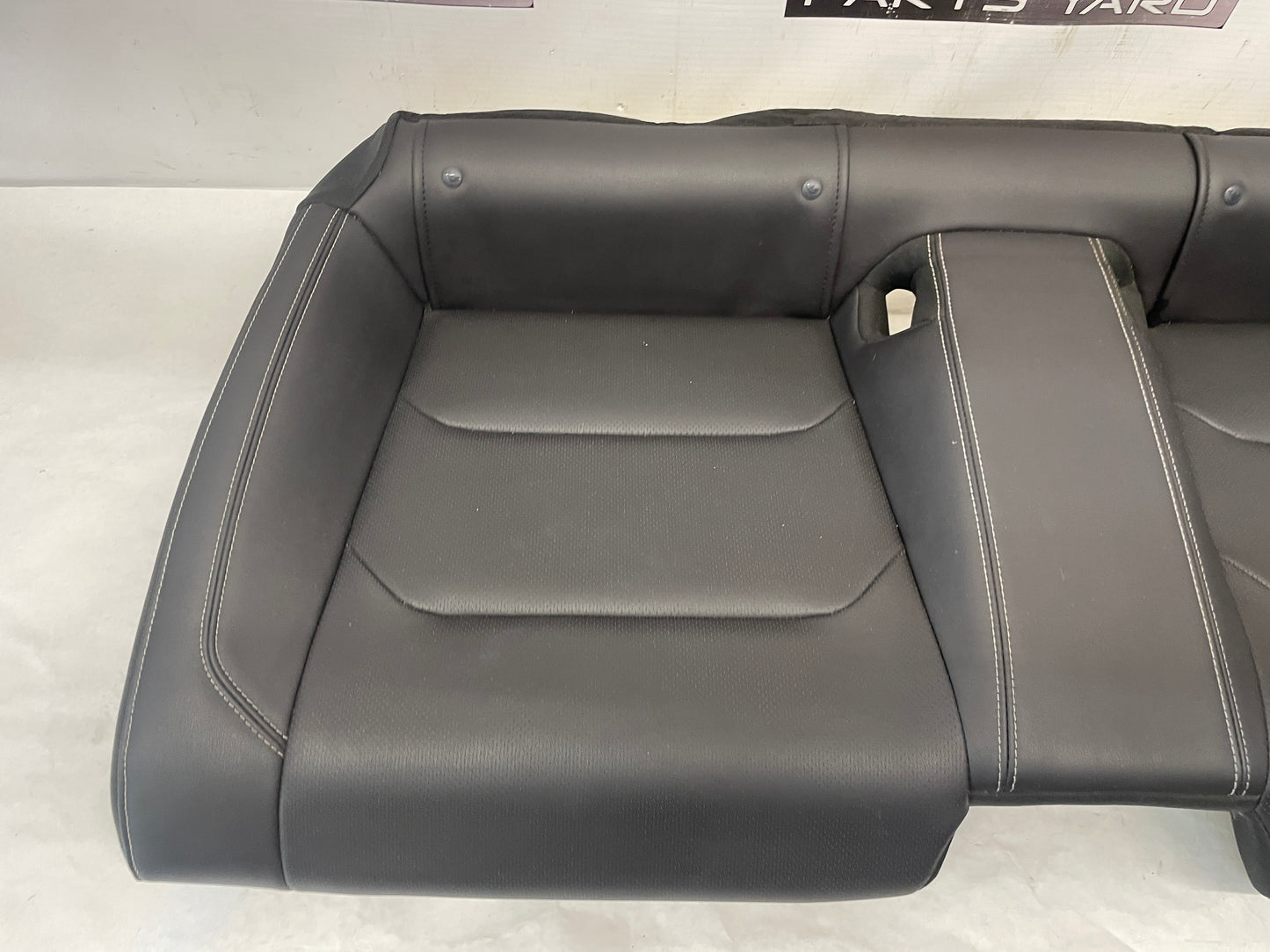 2018 Chevy Camaro SS Seats Fronts and Rears OEM - Day's Parts Yard