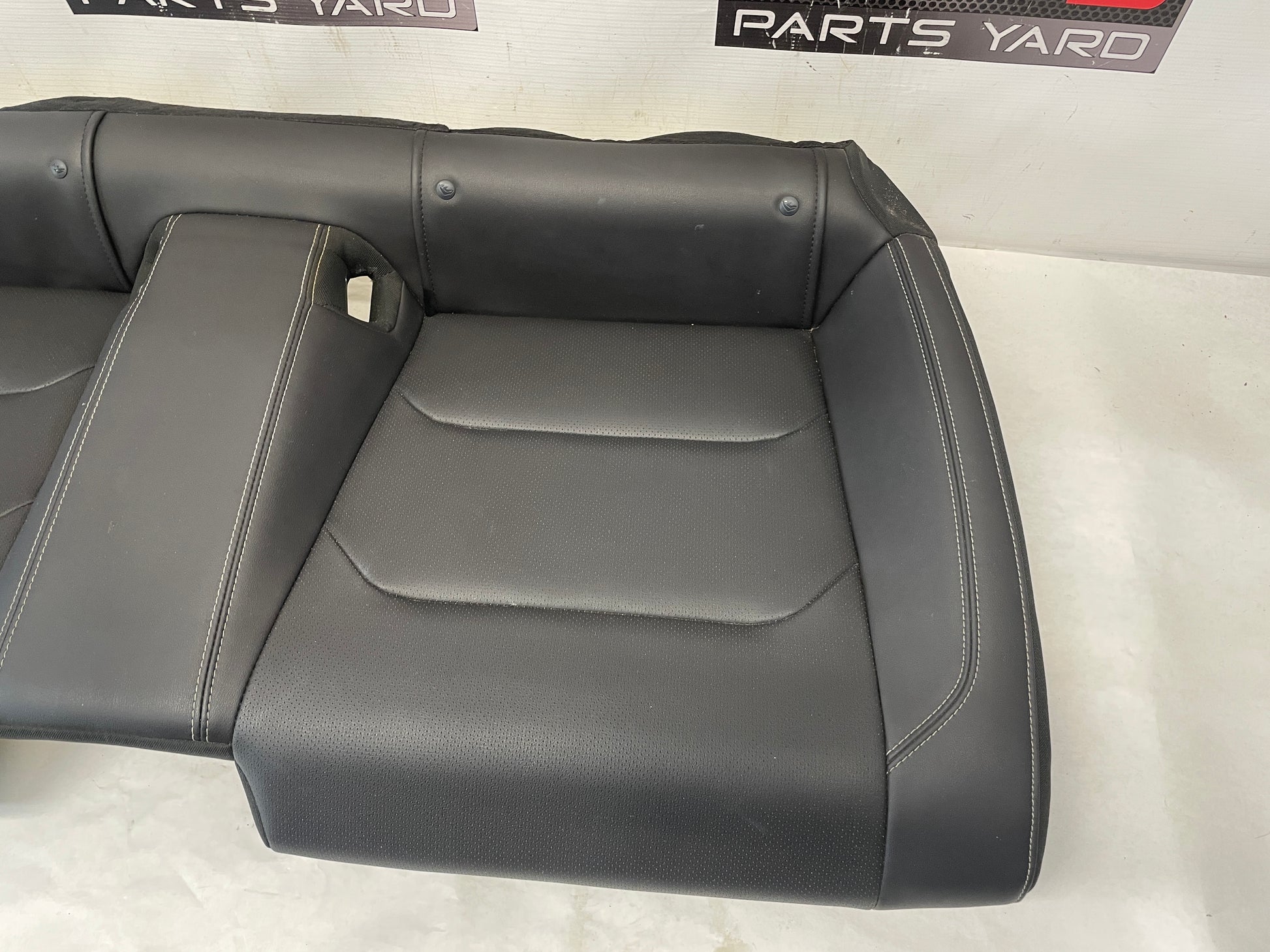 2018 Chevy Camaro SS Seats Fronts and Rears OEM - Day's Parts Yard