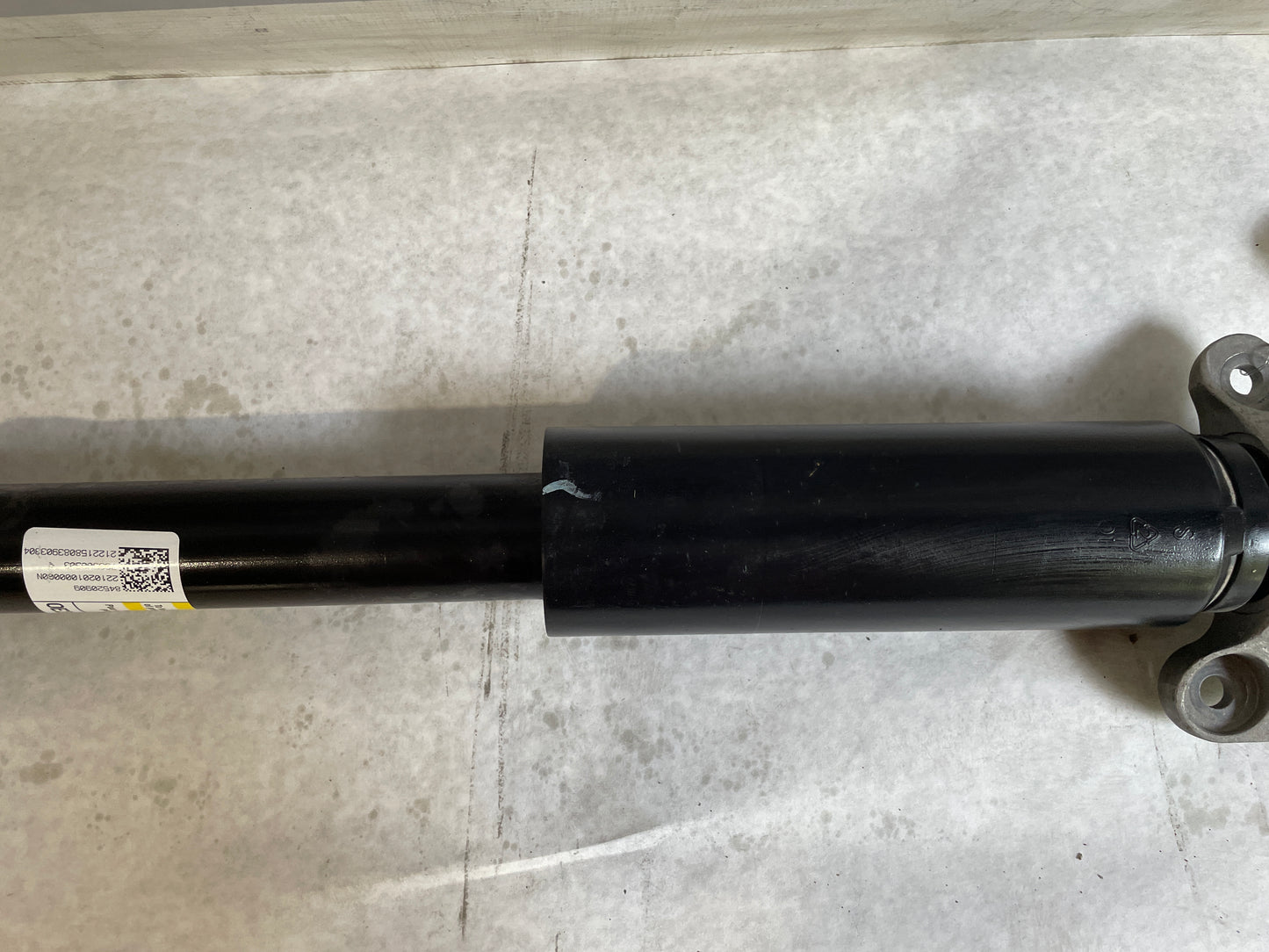 2022 Chevy Camaro SS Rear LH Driver Shock Strut Absorber OEM