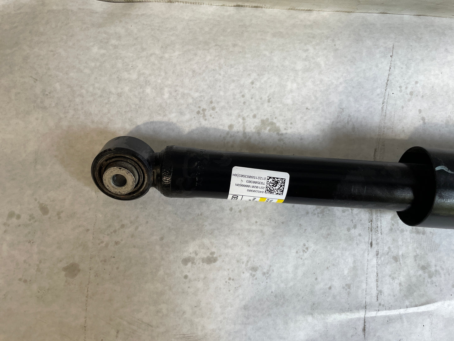 2022 Chevy Camaro SS Rear LH Driver Shock Strut Absorber OEM