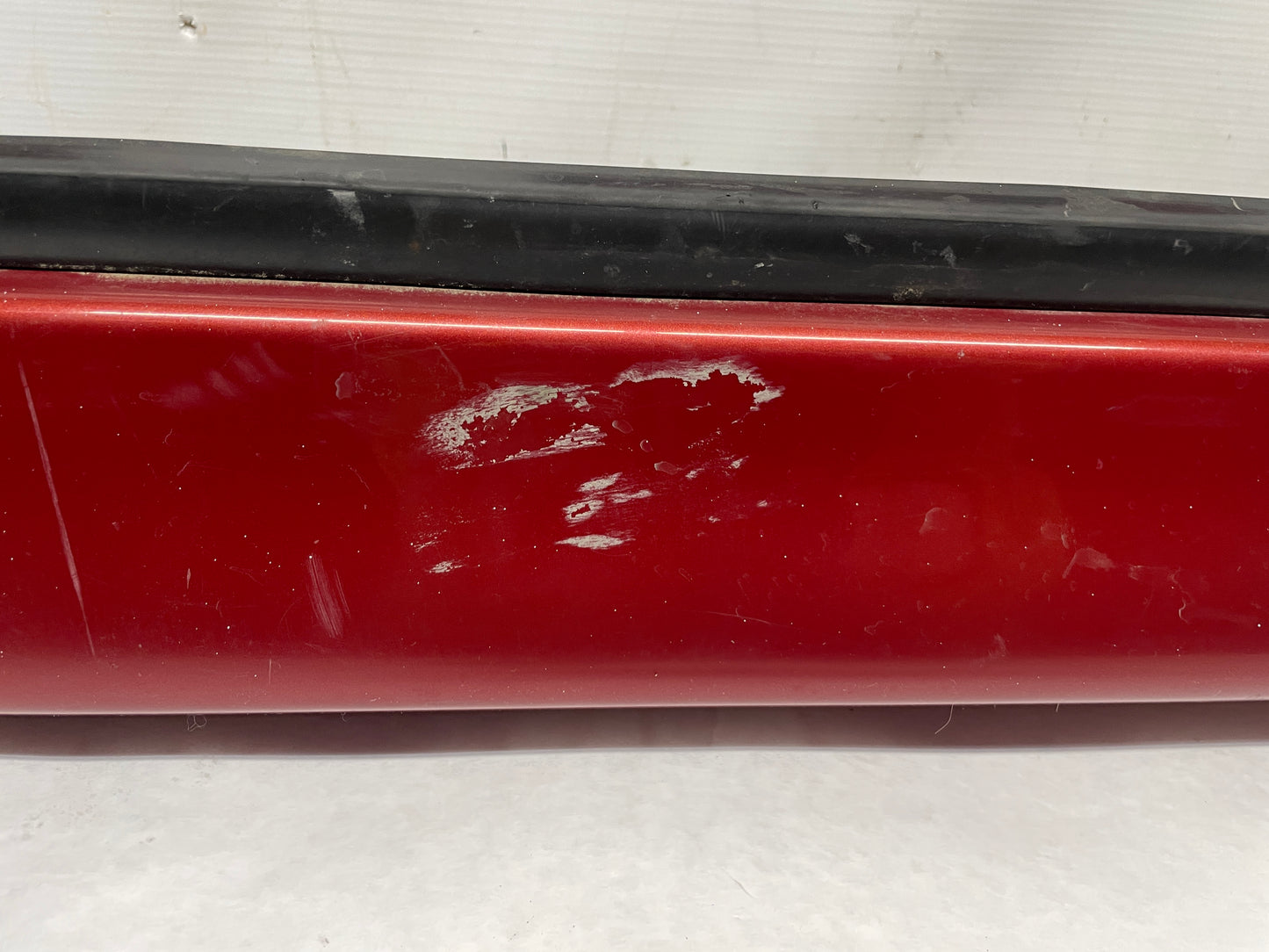 2006 Pontiac GTO LH Driver Rocker Molding Side Skirt Trim Panel OEM
