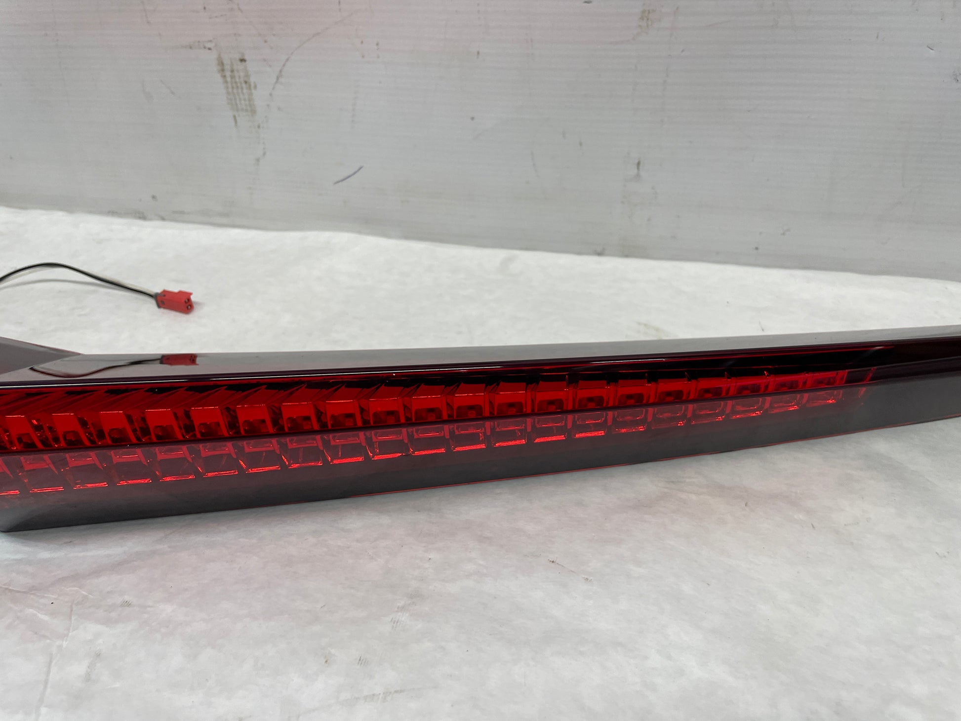 2013 Cadillac CTS-V Coupe Trunk Deck Lid 3rd Third Brake Tail Light OEM - Day's Parts Yard
