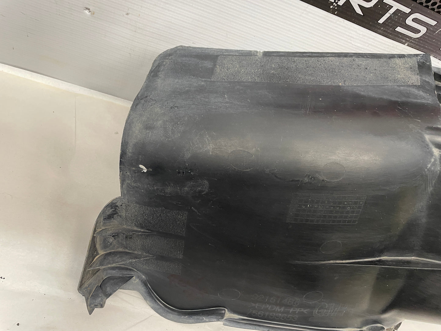 2005 Pontiac GTO RH Passenger Rear Wheel Well Liner OEM - Day's Parts Yard