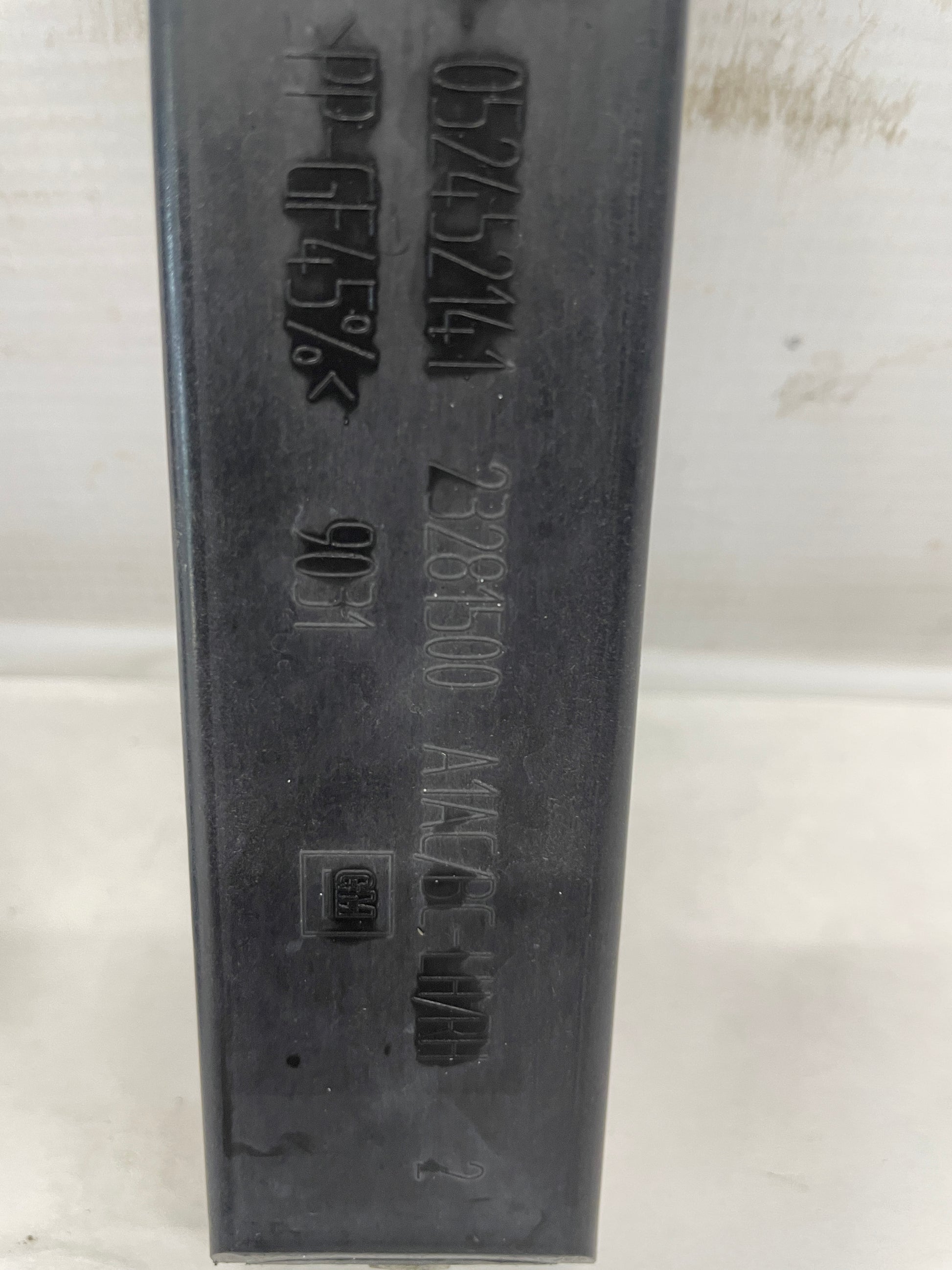 2018 Chevy Camaro SS RH & LH Rear Bumper Lower Brackets OEM - Day's Parts Yard