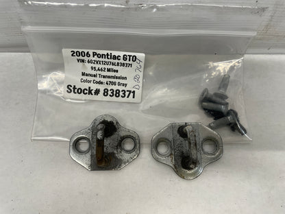 2006 Pontiac GTO RH & LH Door Striker Latch Catch OEM - Day's Parts Yard