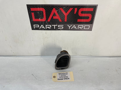 2004 Pontiac GTO LH Driver Door Air Vent OEM - Day's Parts Yard