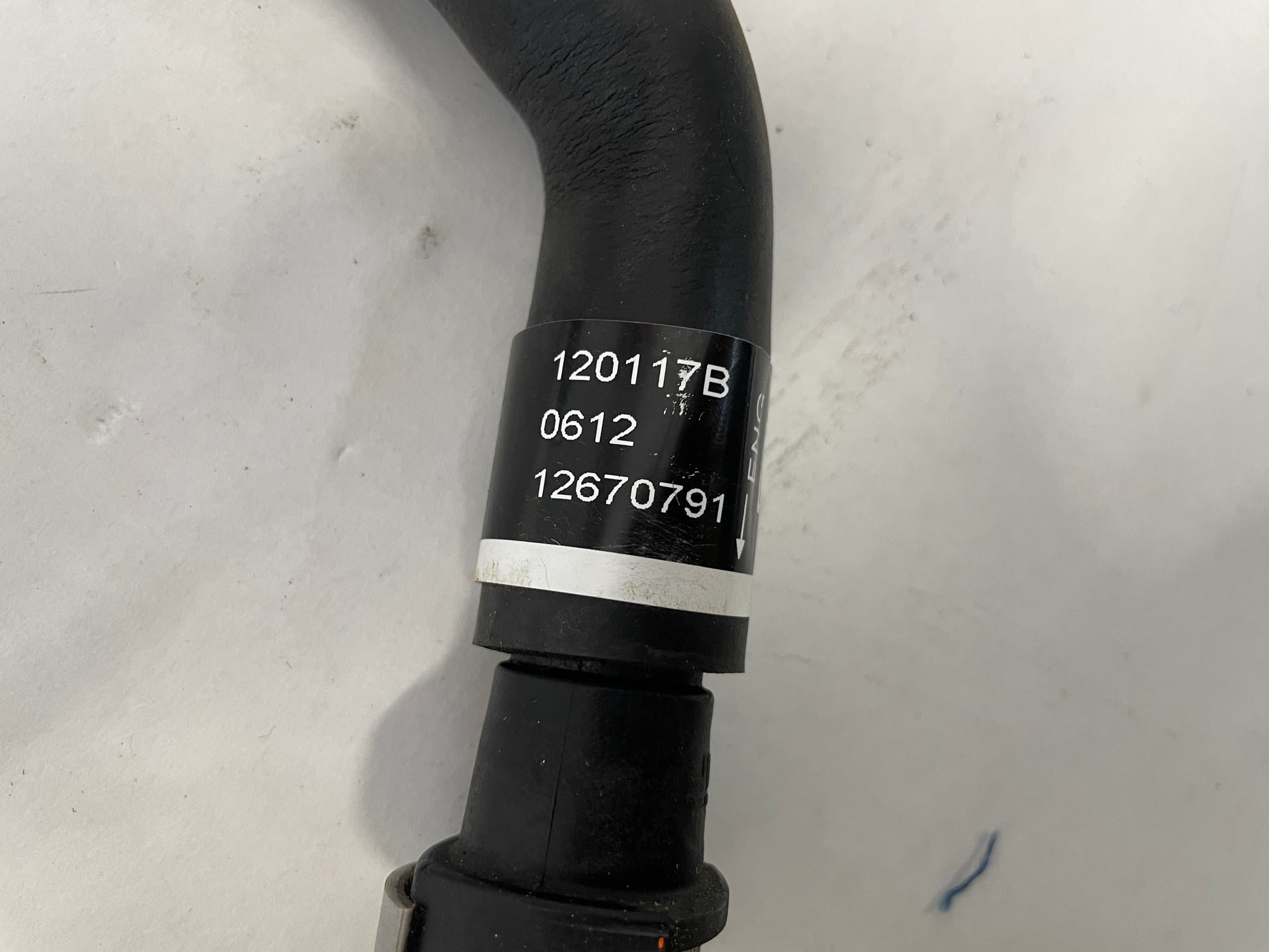 2018 Cadillac Escalade  Engine Motor PCV Tube Hose Line OEM - Day's Parts Yard