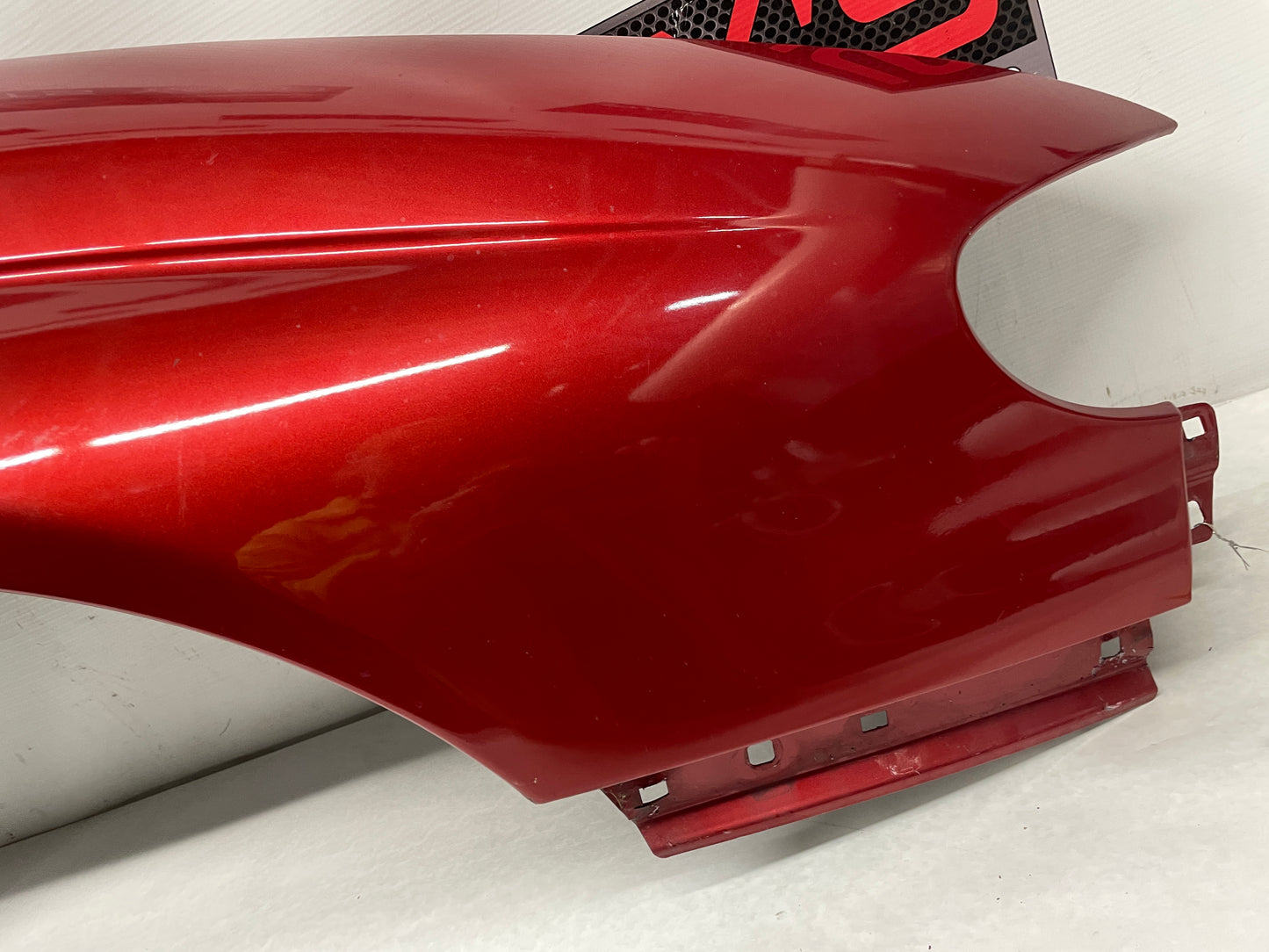 2006 Pontiac GTO RH Passenger Front Fender Spice Red OEM