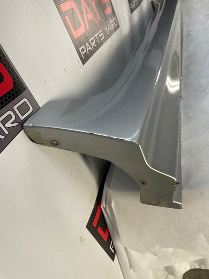 2009 Pontiac G8 RH Passenger Rocker Molding Side Skirt Panel Trim Silver OEM - Day's Parts Yard