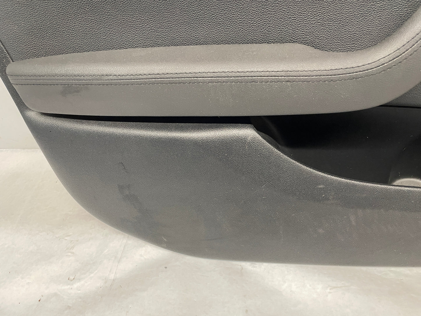 2009 Pontiac G8 G8 LH Driver Front Interior Door Panel Trim OEM - Day's Parts Yard