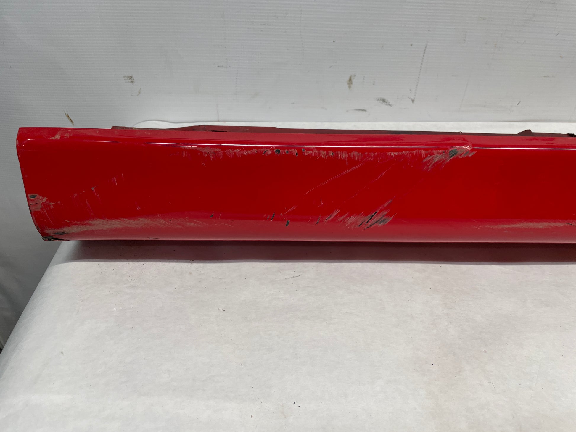 2006 Pontiac GTO RH Passenger Rocker Molding Side Skirt Panel Red OEM - Day's Parts Yard