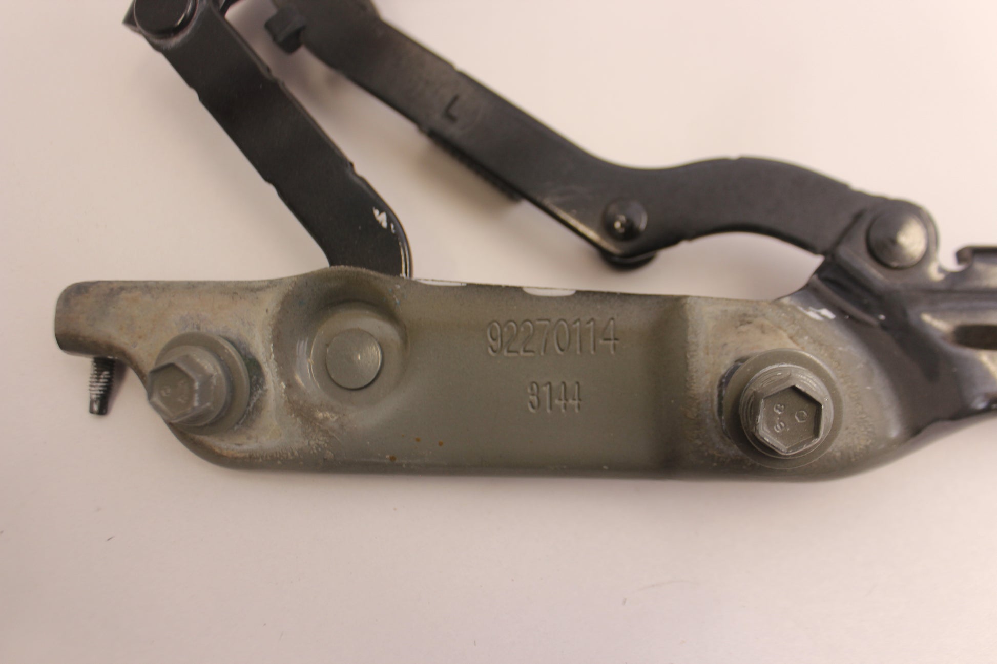 2014 Chevy SS Sedan Trunk Lid Hinges RH LH Set  OEM - Day's Parts Yard