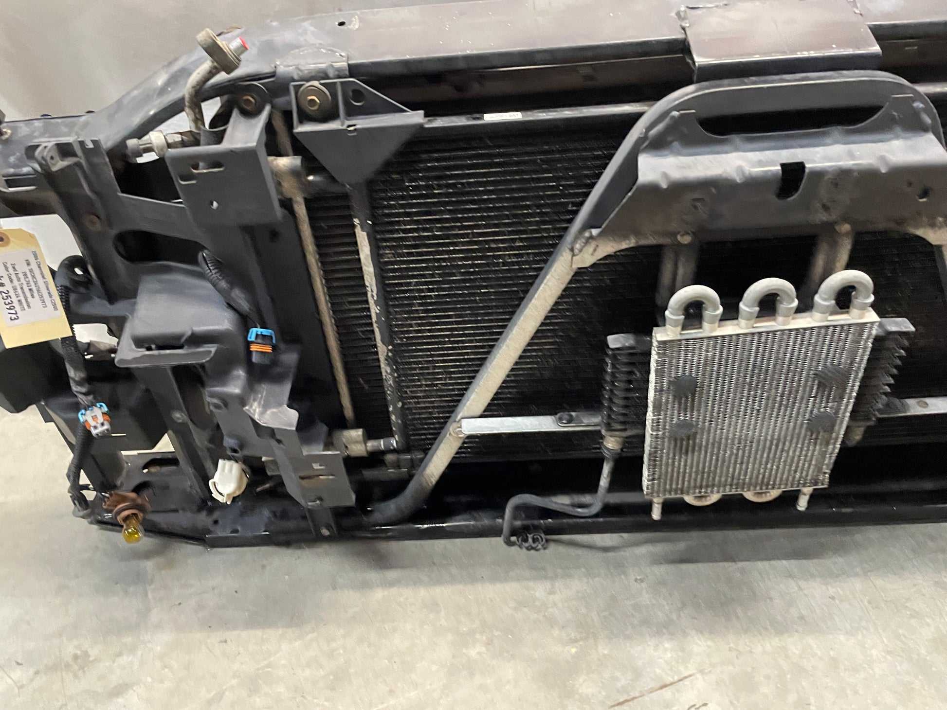 2006 Chevy Silverado C2500 Complete Radiator Core Support Bracket Brace OEM - Day's Parts Yard