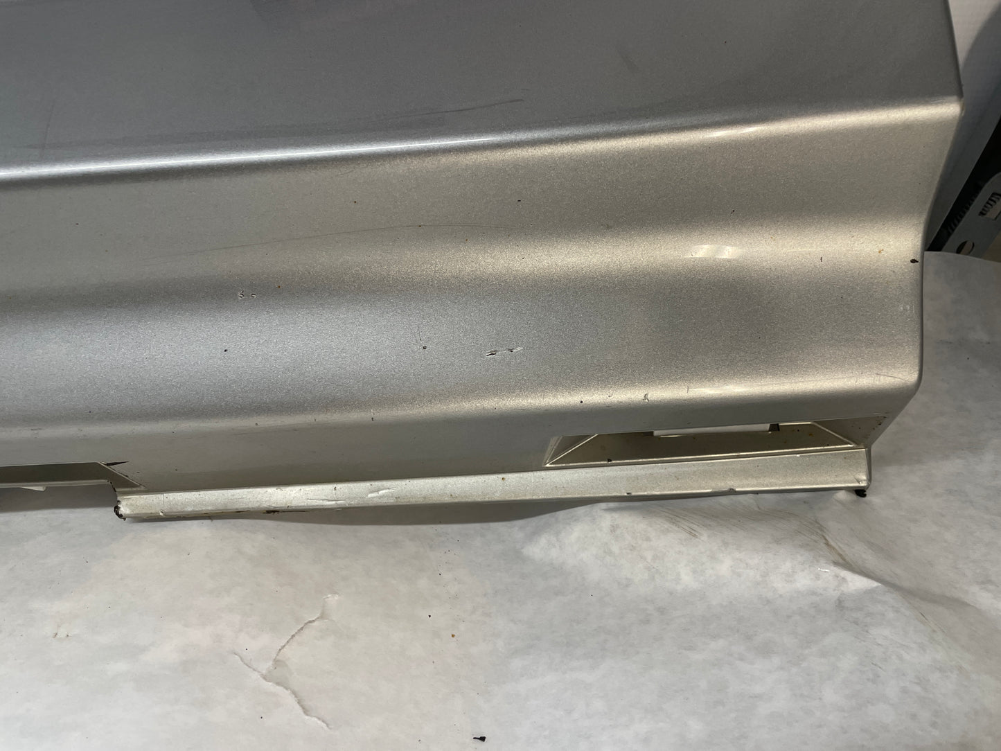 2009 Pontiac G8 LH Driver Rocker Molding Side Skirt Panel Black OEM - Day's Parts Yard