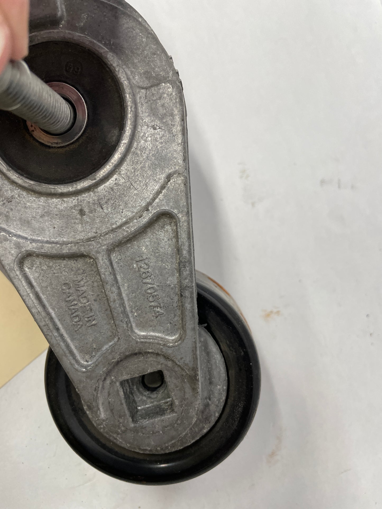 2018 Cadillac Escalade Serpentine Belt Tensioner Assembly OEM - Day's Parts Yard