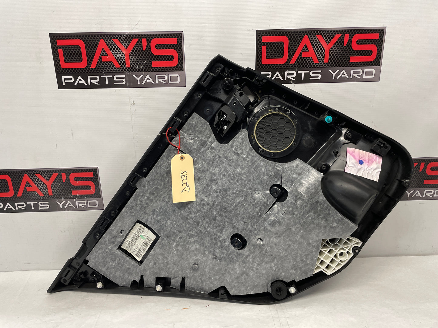 2009 Pontiac G8 GT Rear RH Passenger Door Panel  OEM - Day's Parts Yard