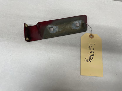 2006 Pontiac GTO LH Driver Fender Side Skirt Rocker Molding Support Bracket OEM