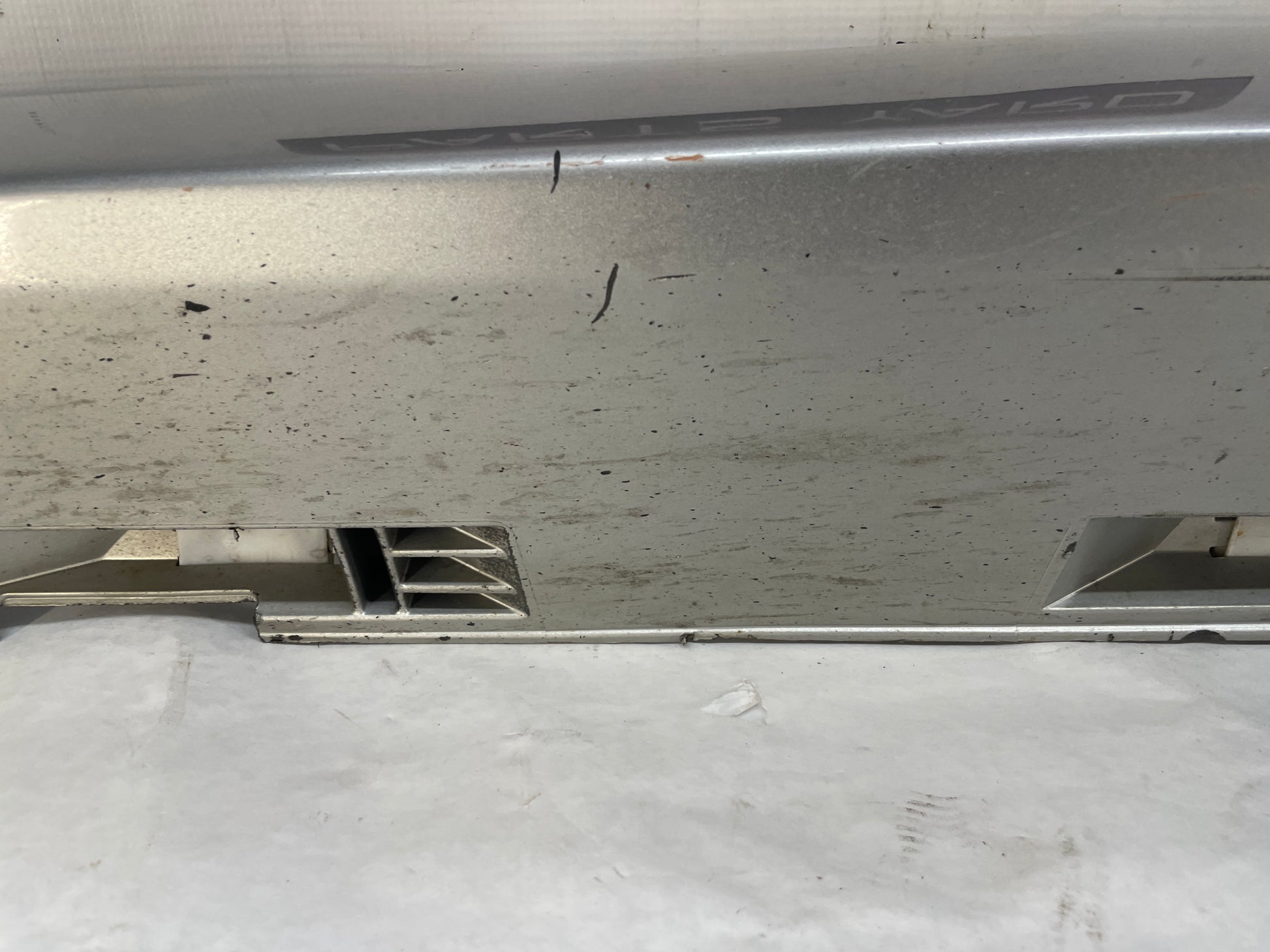 2009 Pontiac G8 LH Driver Rocker Molding Side Skirt Panel Black OEM - Day's Parts Yard