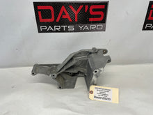 2018 Cadillac Escalade AC Air Conditioner Compressor Engine Motor Bracket OEM