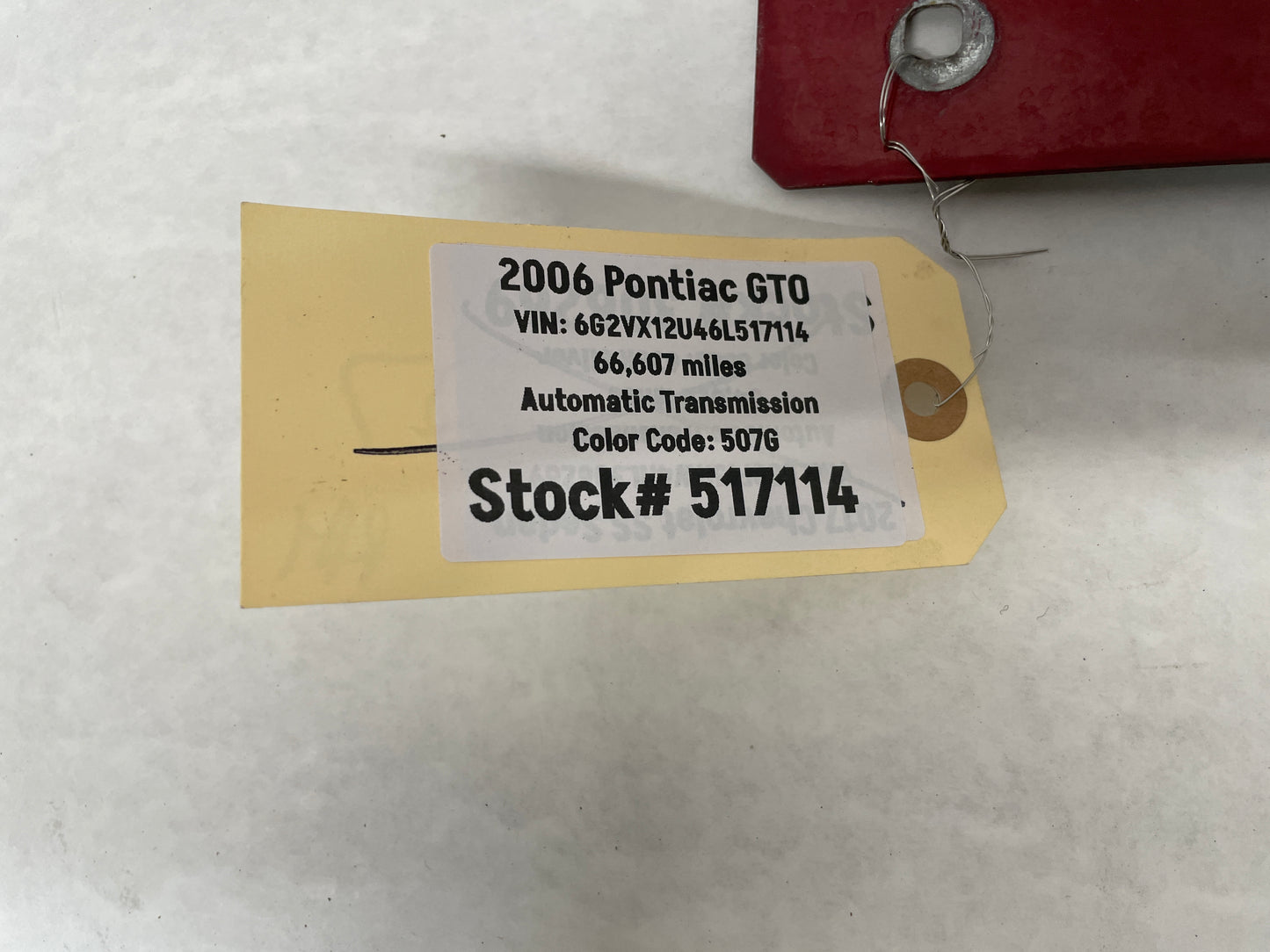 2006 Pontiac GTO RH Passenger Fender Side Skirt Rocker Molding Support Bracket OEM