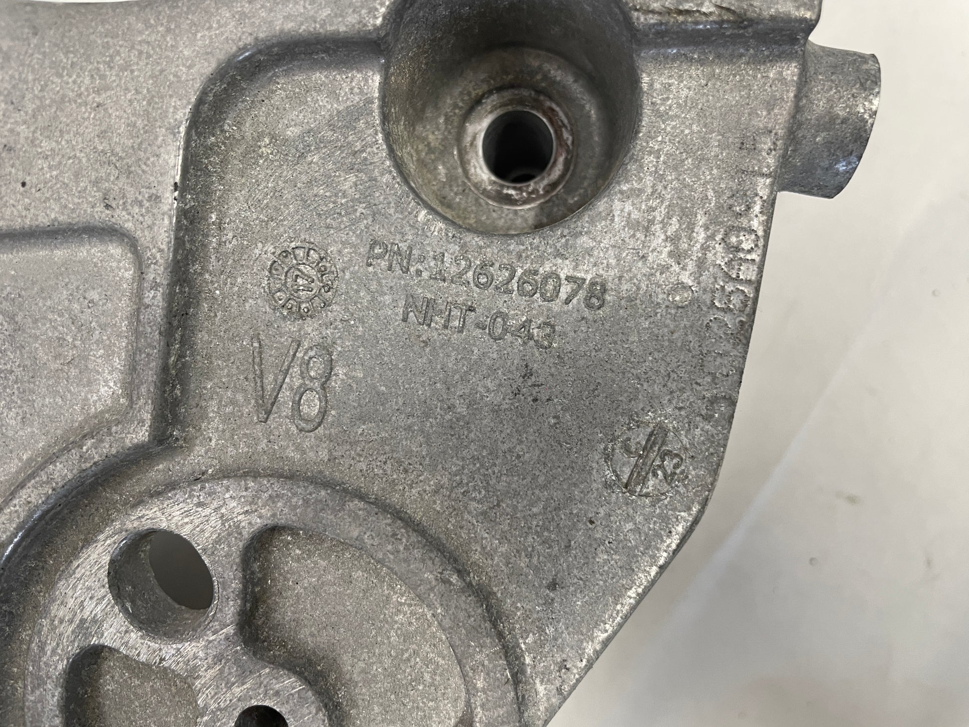 2018 Cadillac Escalade AC Air Conditioner Compressor Engine Motor Bracket OEM - Day's Parts Yard