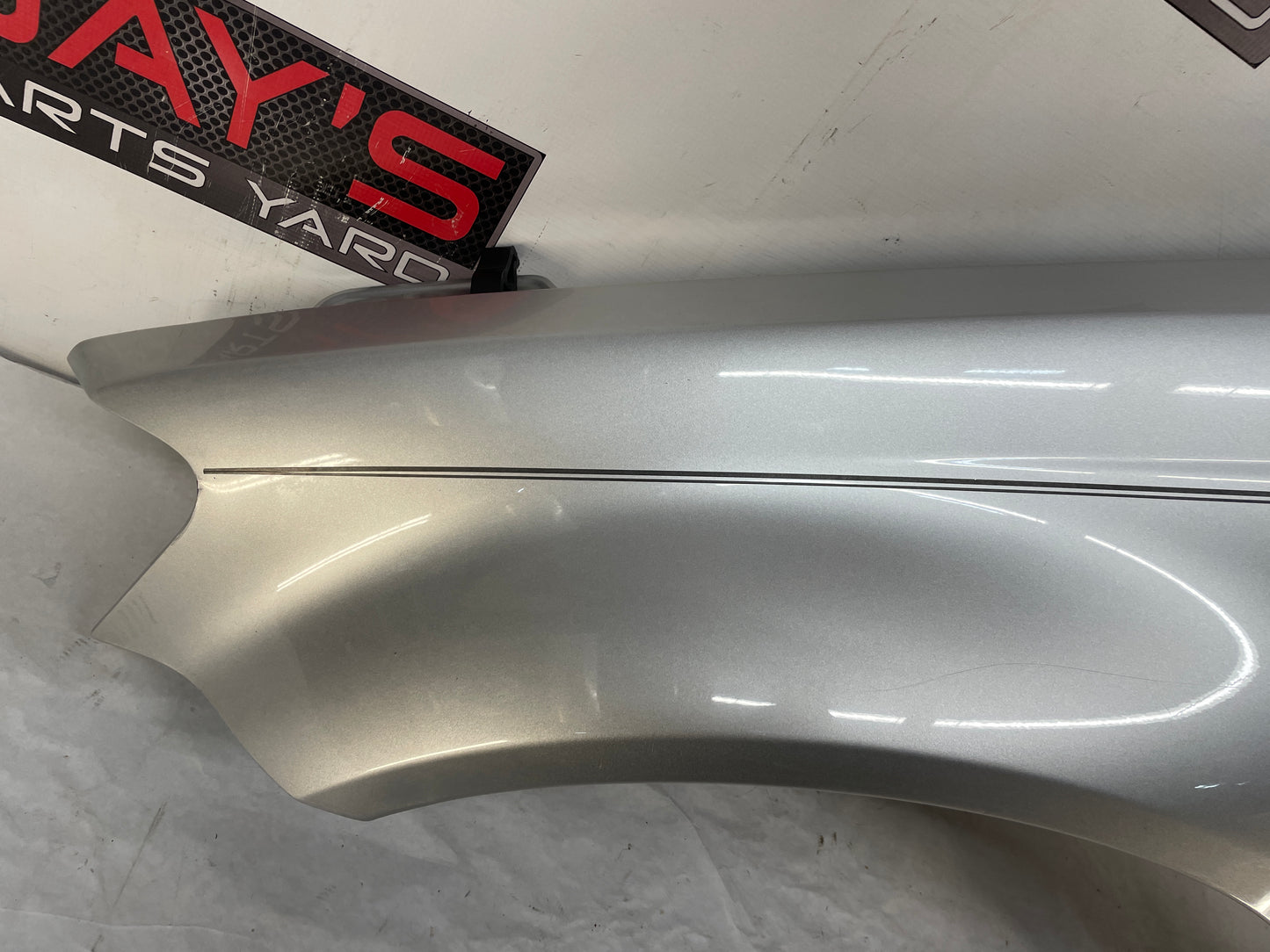 2009 Pontiac G8 LH Driver Front Fender Silver OEM - Day's Parts Yard
