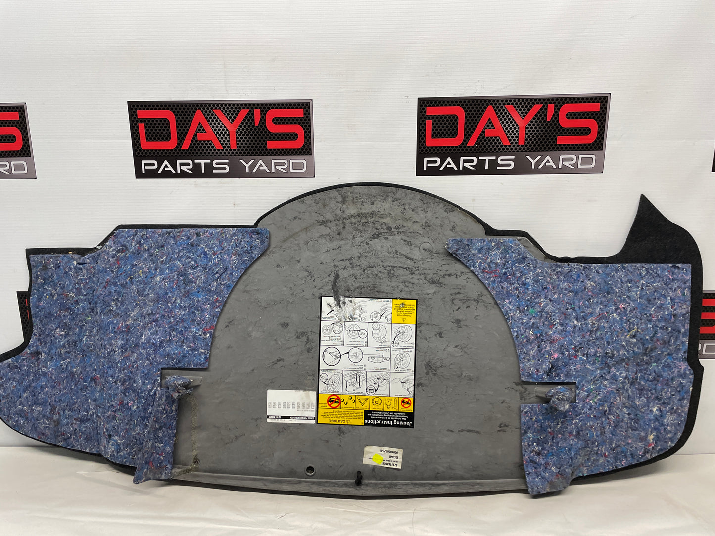 2005 Pontiac GTO Spare Wheel Tire Trunk Carpet Cargo Cover OEM - Day's Parts Yard