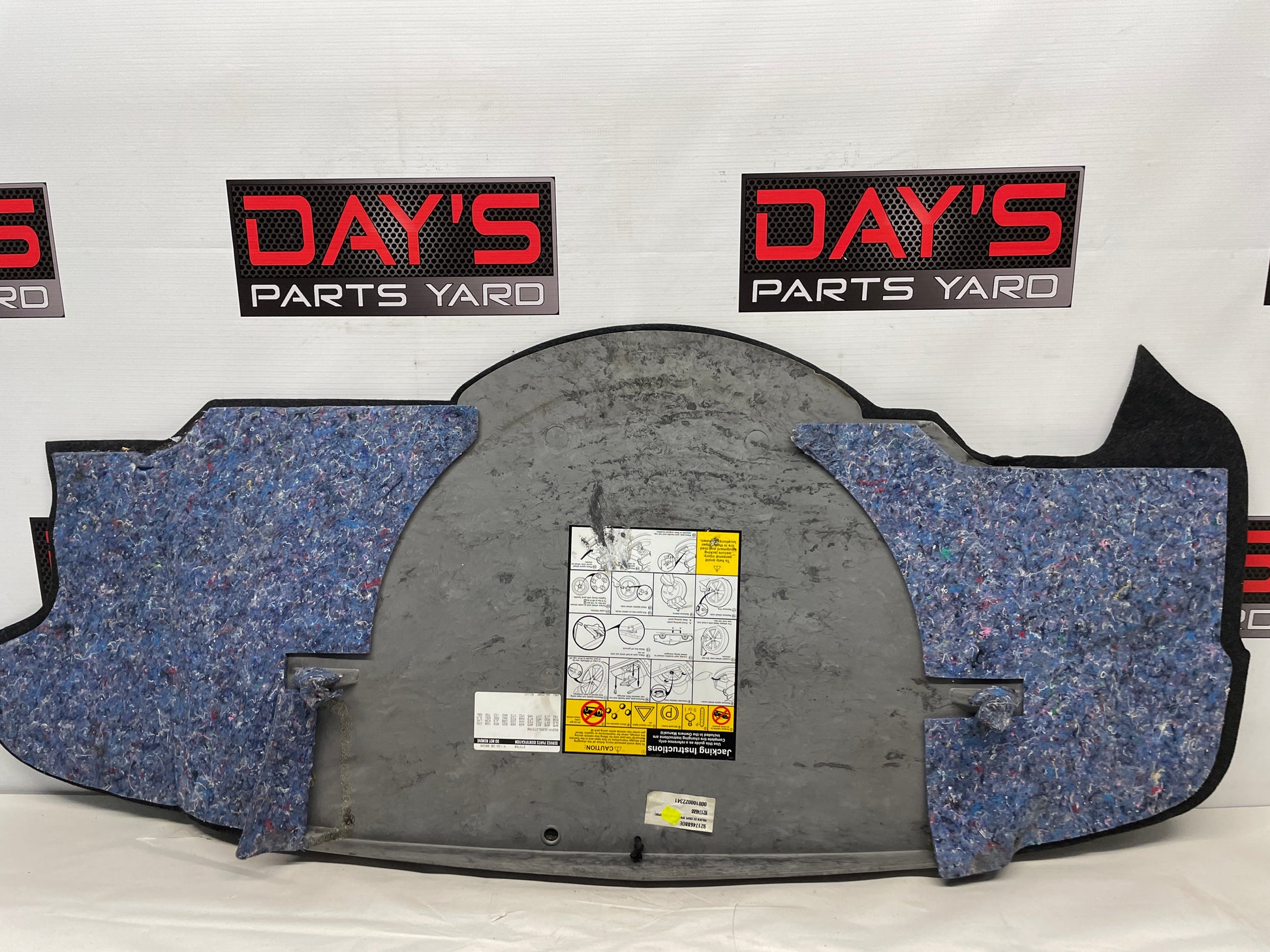 2005 Pontiac GTO Spare Wheel Tire Trunk Carpet Cargo Cover OEM - Day's Parts Yard