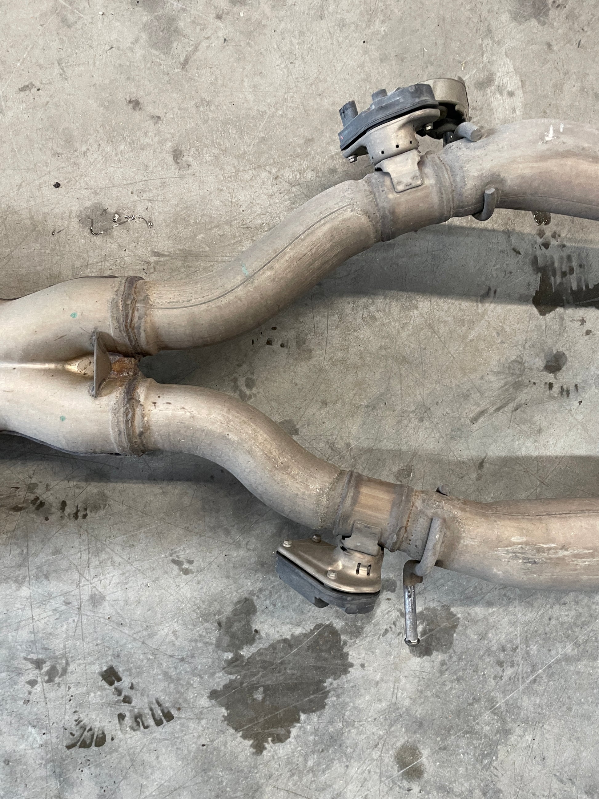 2018 Chevy Camaro SS Factory Exhaust - Day's Parts Yard