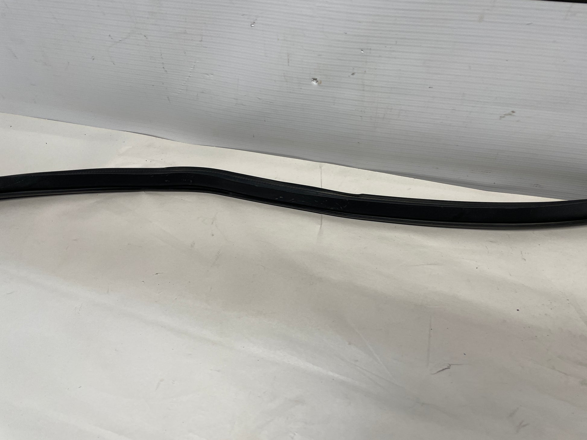 2005 Pontiac GTO RH Passenger Door Weather Strip OEM - Day's Parts Yard