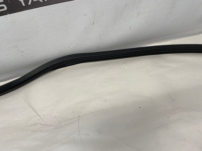 2005 Pontiac GTO RH Passenger Door Weather Strip OEM - Day's Parts Yard