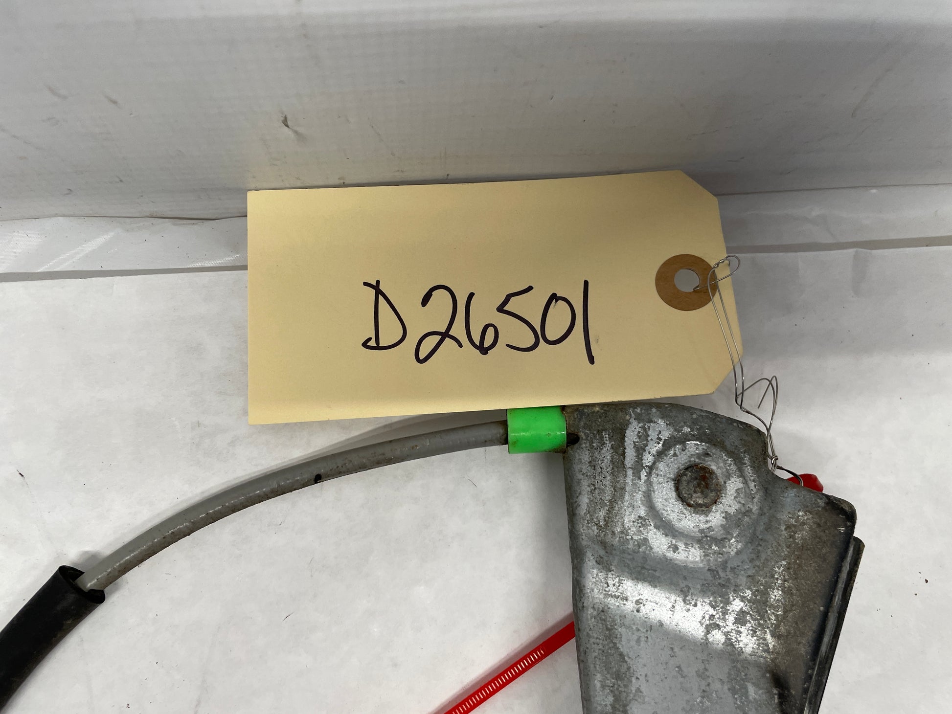 2014 Chevy SS Sedan RH Passenger Front Window Regulator Motor OEM - Day's Parts Yard