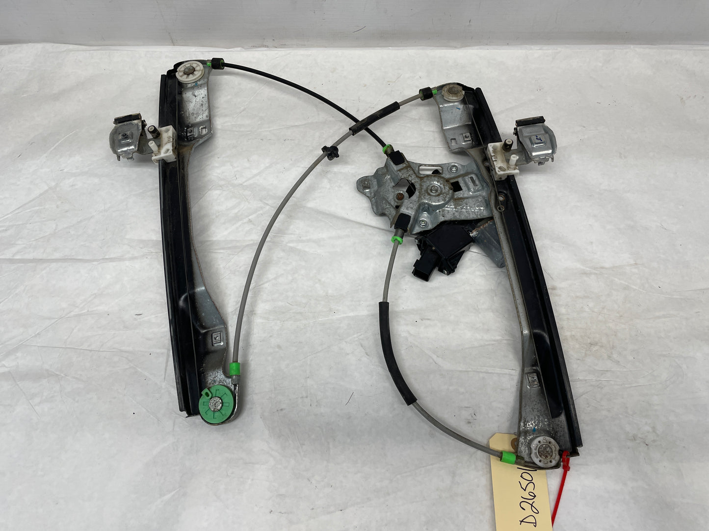 2014 Chevy SS Sedan RH Passenger Front Window Regulator Motor OEM - Day's Parts Yard
