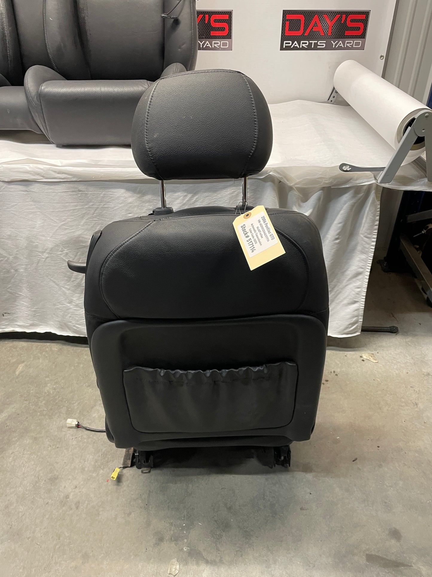 2006 Pontiac GTO Seats Front and Rear Black Leather OEM