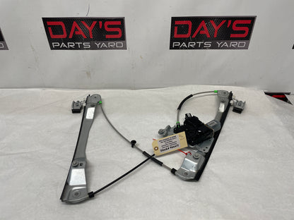 2014 Chevy SS Sedan RH Passenger Front Window Regulator Motor OEM - Day's Parts Yard