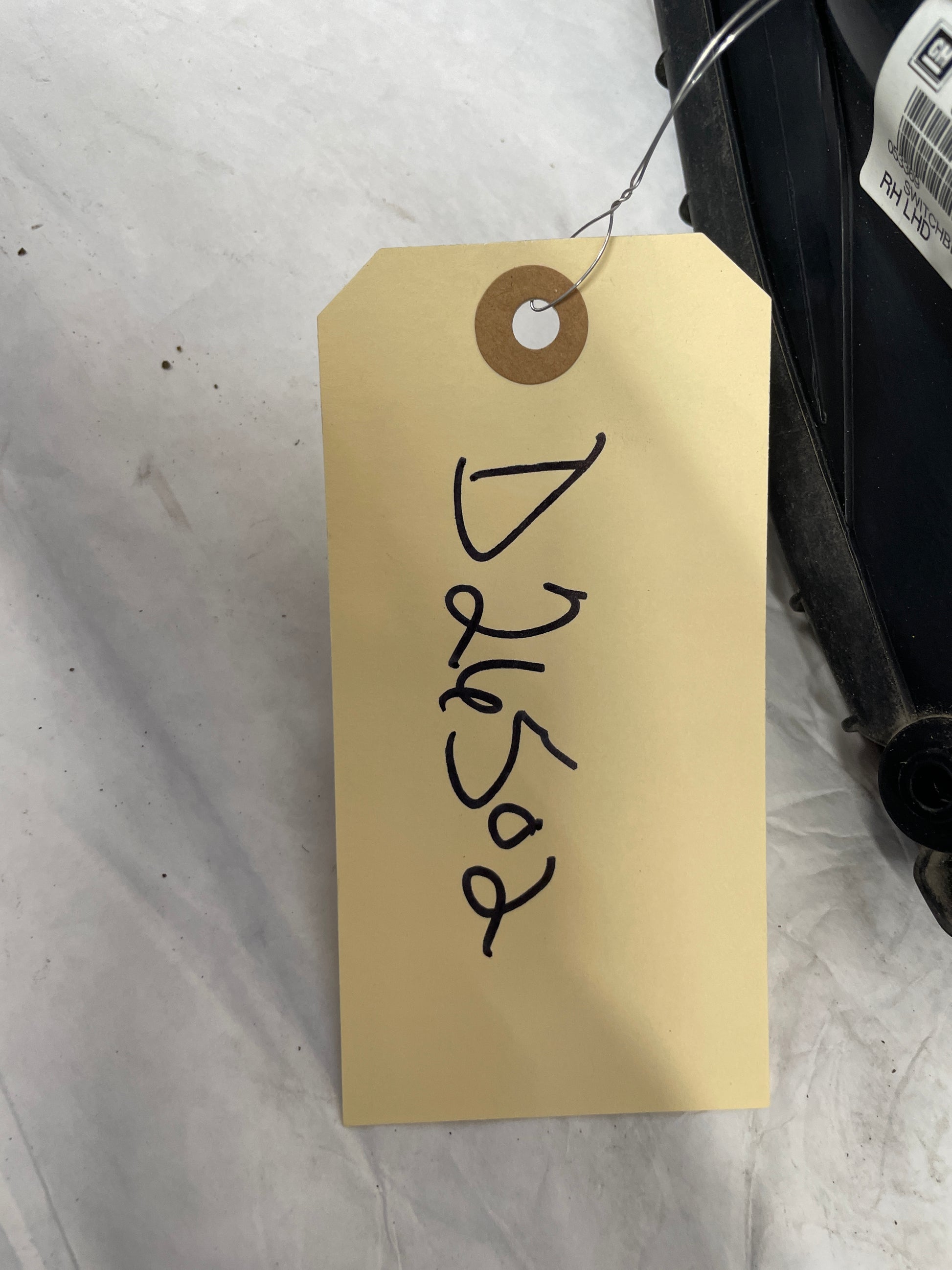 2014 Chevy SS Sedan RH Passenger Exterior Side Mirror OEM - Day's Parts Yard