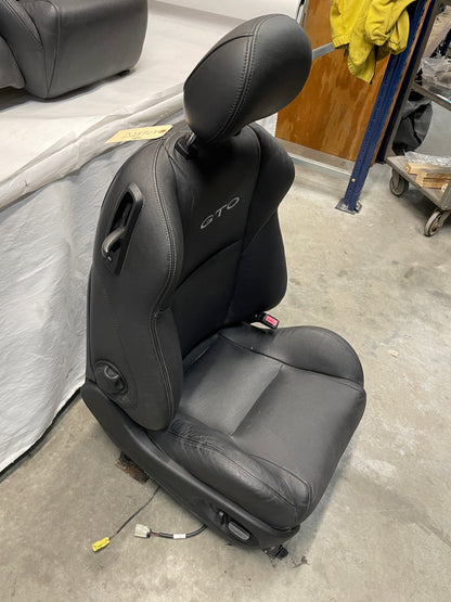 2006 Pontiac GTO Seats Front and Rear Black Leather OEM