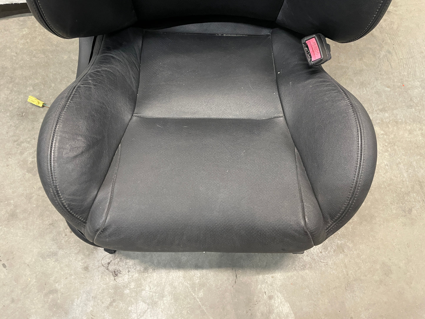2006 Pontiac GTO Seats Front and Rear Black Leather OEM