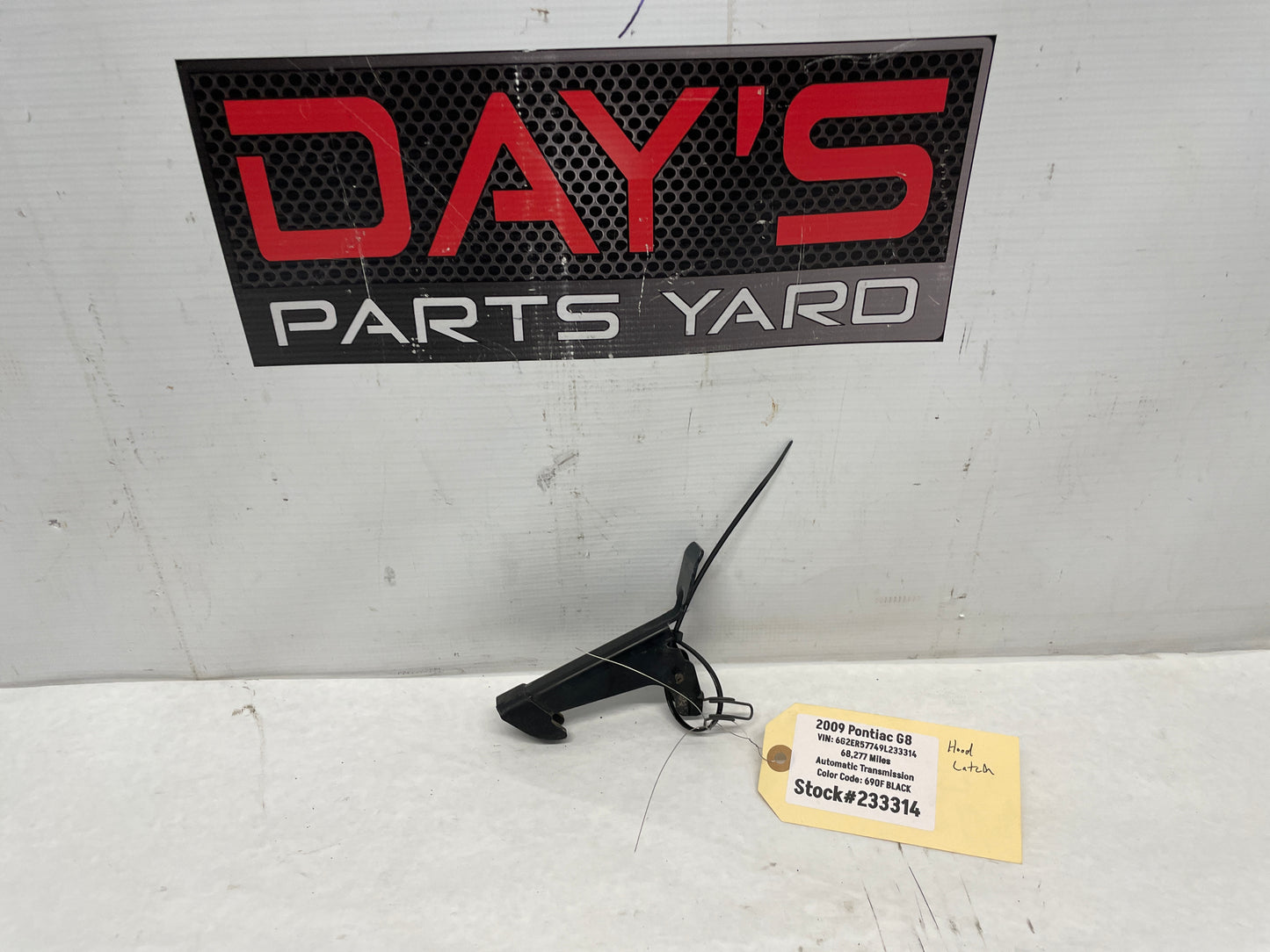 2009 Pontiac G8 Hood Latch OEM - Day's Parts Yard