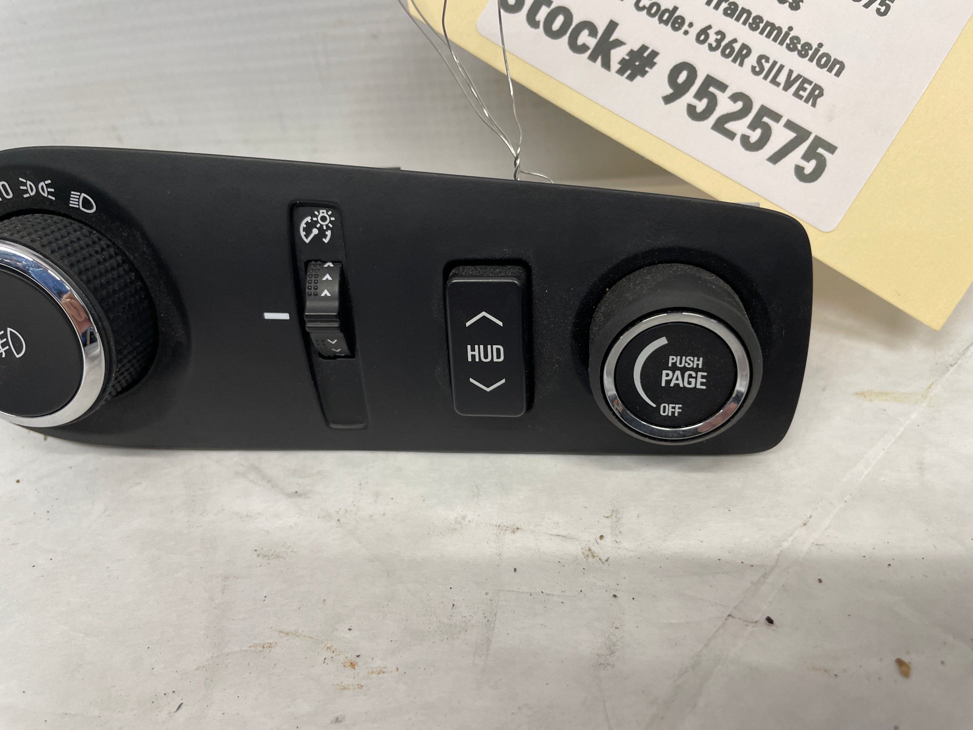 2014 Chevy SS Sedan Headlight Lamp Switch w/ Trim Plate OEM - Day's Parts Yard