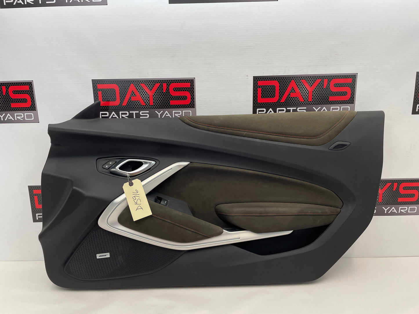 2018 Chevy Camaro ZL1 RH Passenger Door Panel OEM - Day's Parts Yard