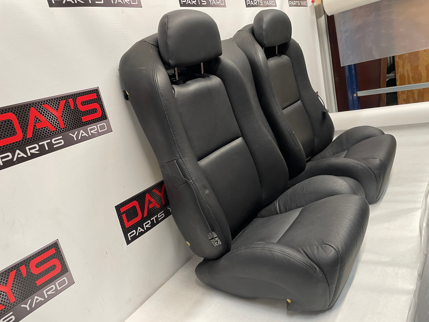 2006 Pontiac GTO Seats Front and Rear Black Leather OEM