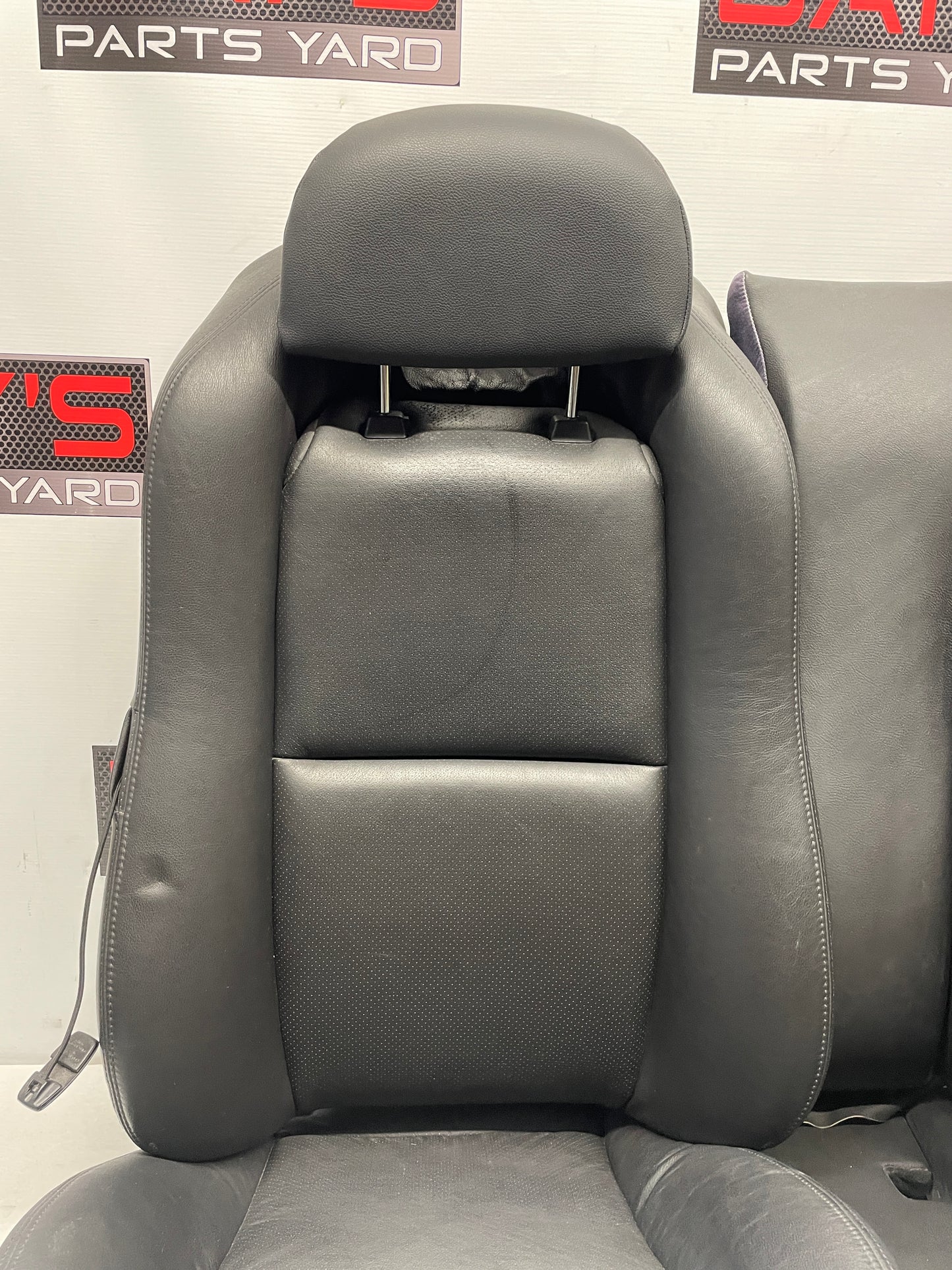 2006 Pontiac GTO Seats Front and Rear Black Leather OEM