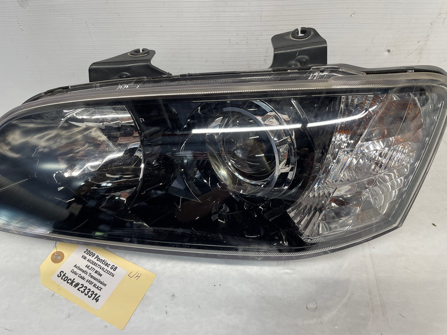 2009 Pontiac G8 LH Driver Head Light Headlight Lamp OEM - Day's Parts Yard