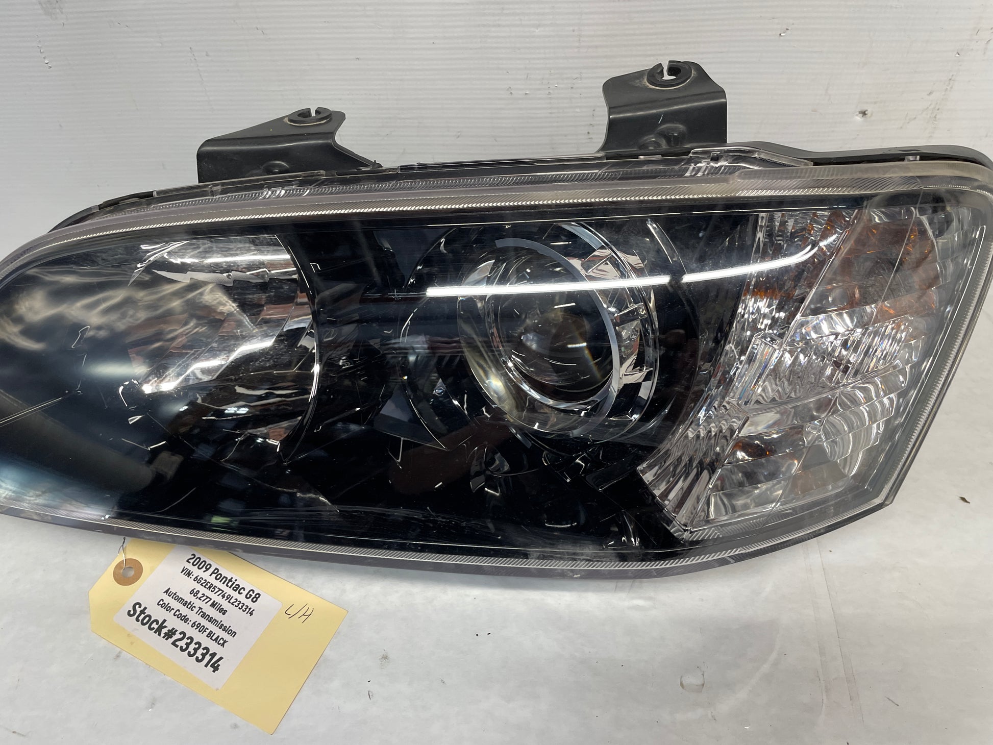 2009 Pontiac G8 LH Driver Head Light Headlight Lamp OEM - Day's Parts Yard