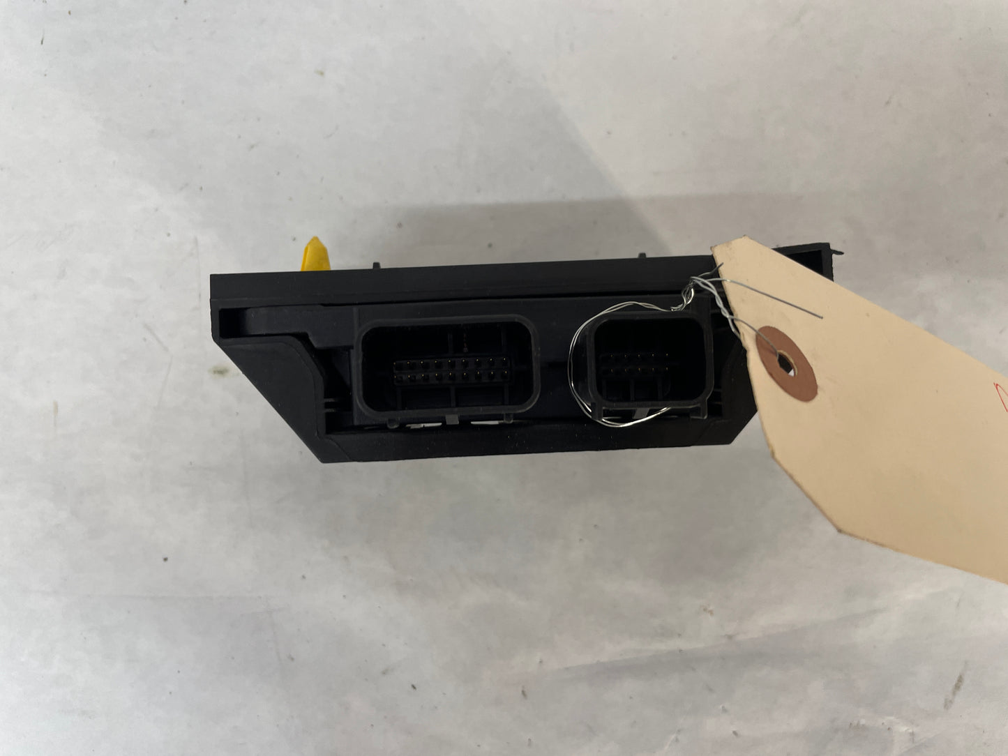 2009 Pontiac G8 RH Passenger Front Seat Occupancy Sensor Module OEM - Day's Parts Yard