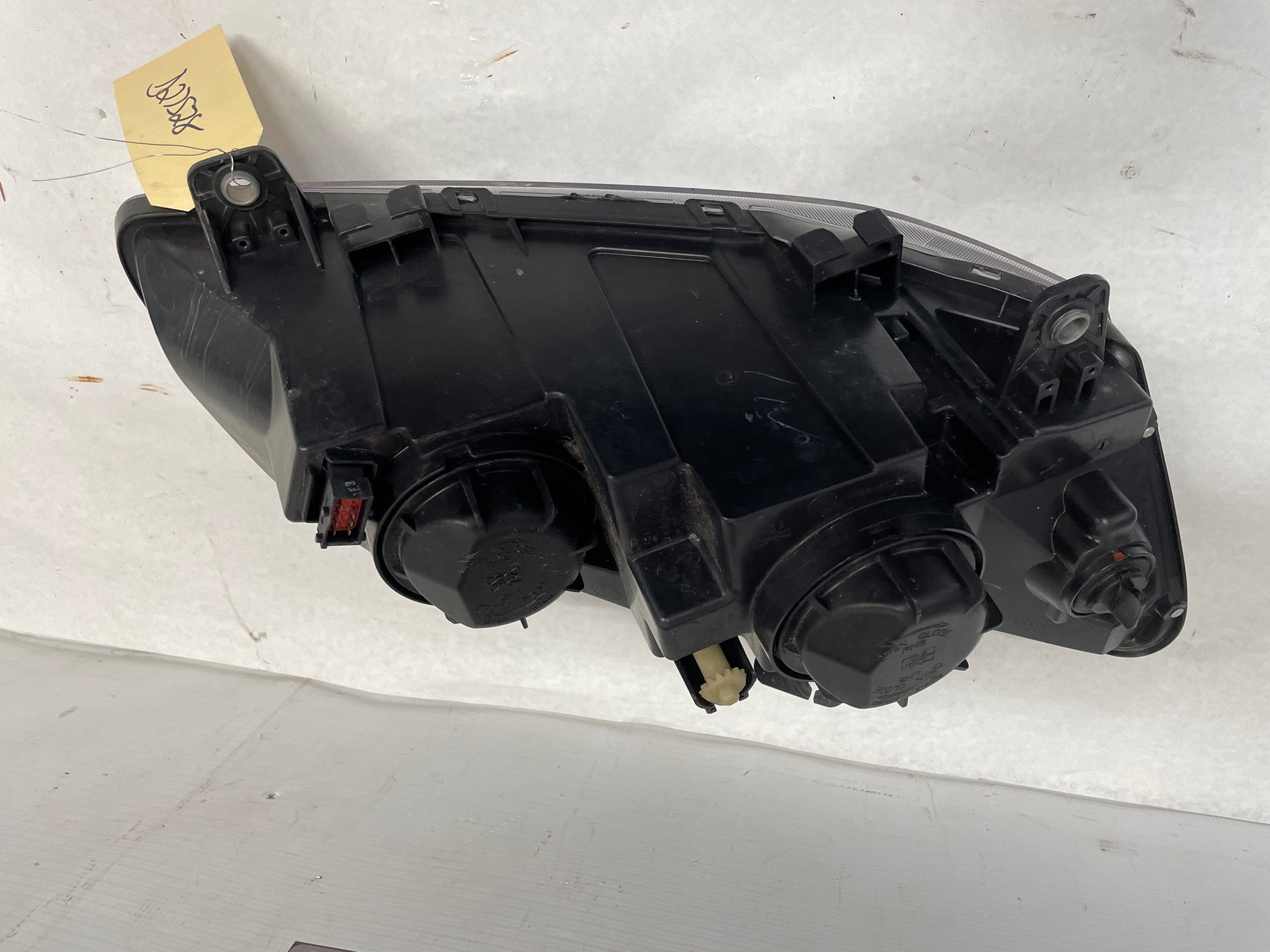 2009 Pontiac G8 LH Driver Head Light Headlight Lamp OEM - Day's Parts Yard