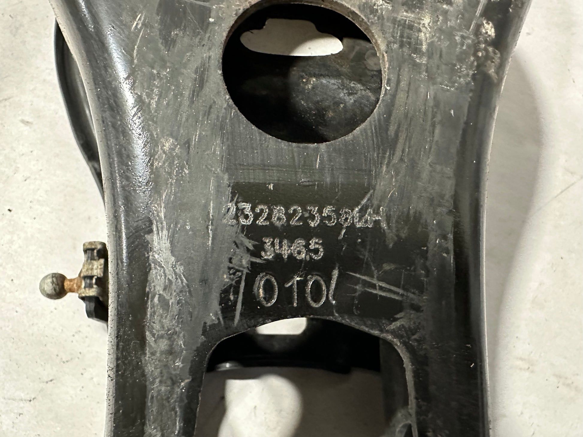 2016 Cadillac CTS-V Rear LH Driver Lower Control Arm OEM - Day's Parts Yard